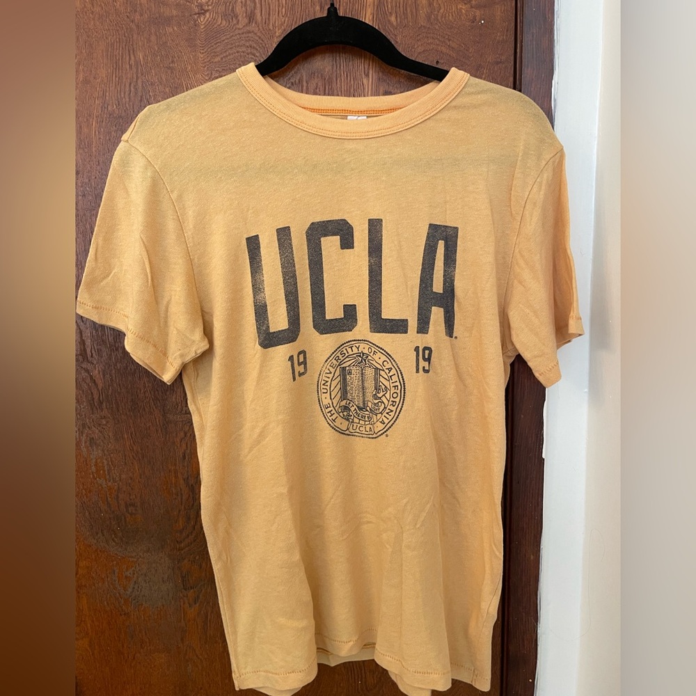 UCLA Graphic T-Shirt - Yellow